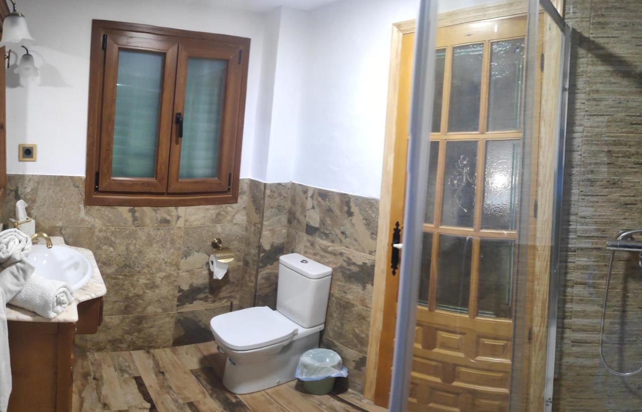 Caspueñas Casa Rural El Eden Del Ungria מראה חיצוני תמונה