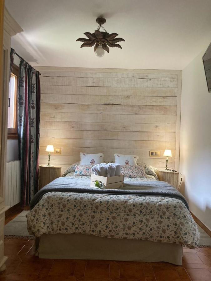 Caspueñas Casa Rural El Eden Del Ungria מראה חיצוני תמונה